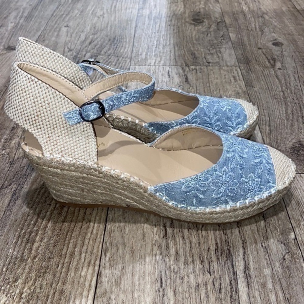 Alexis Leroy wedge sandals size 39
